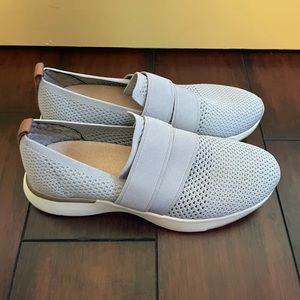 Grey Dr. Scholls Slip-on running shoes